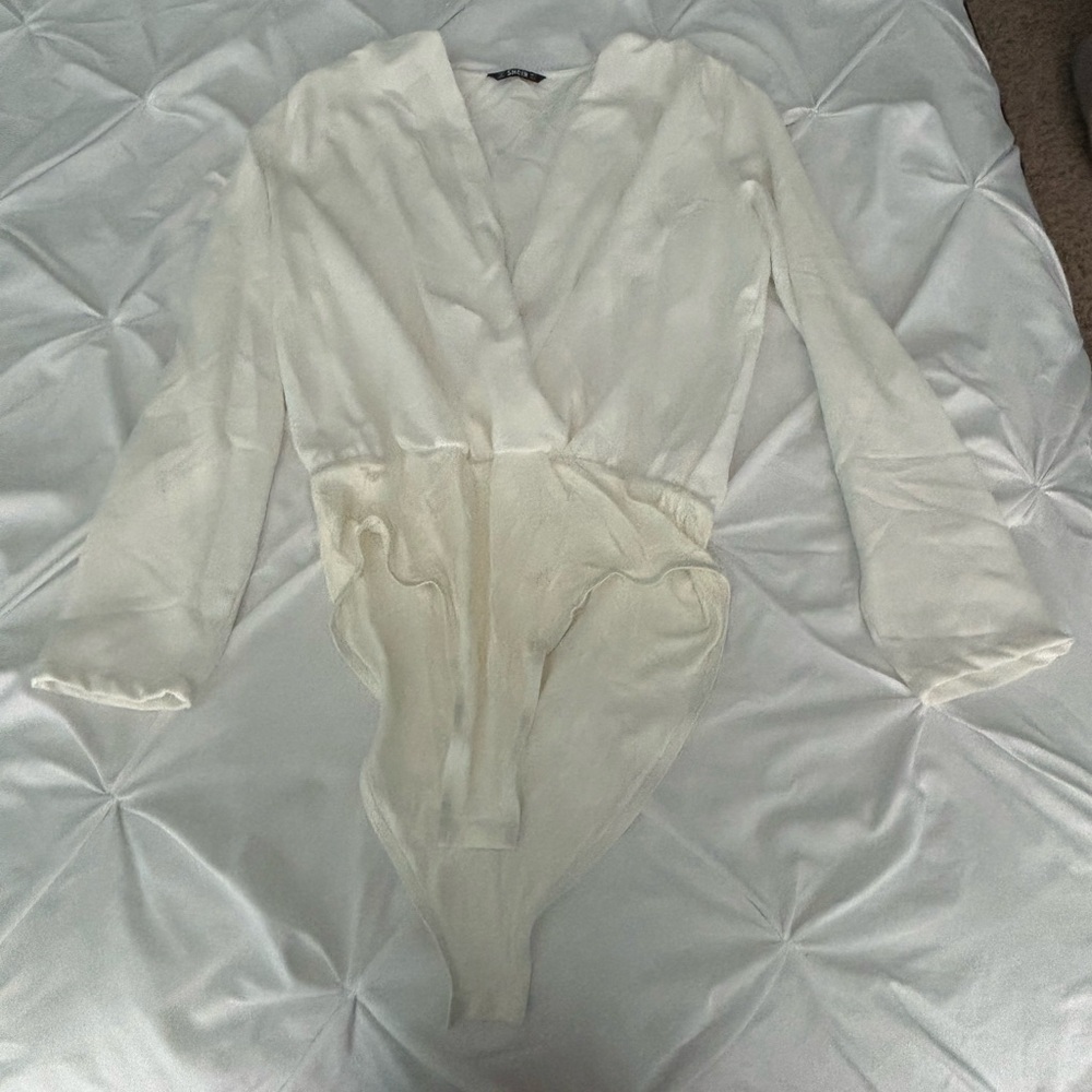 SHEIN Cream Surplice Neck Bodysuit